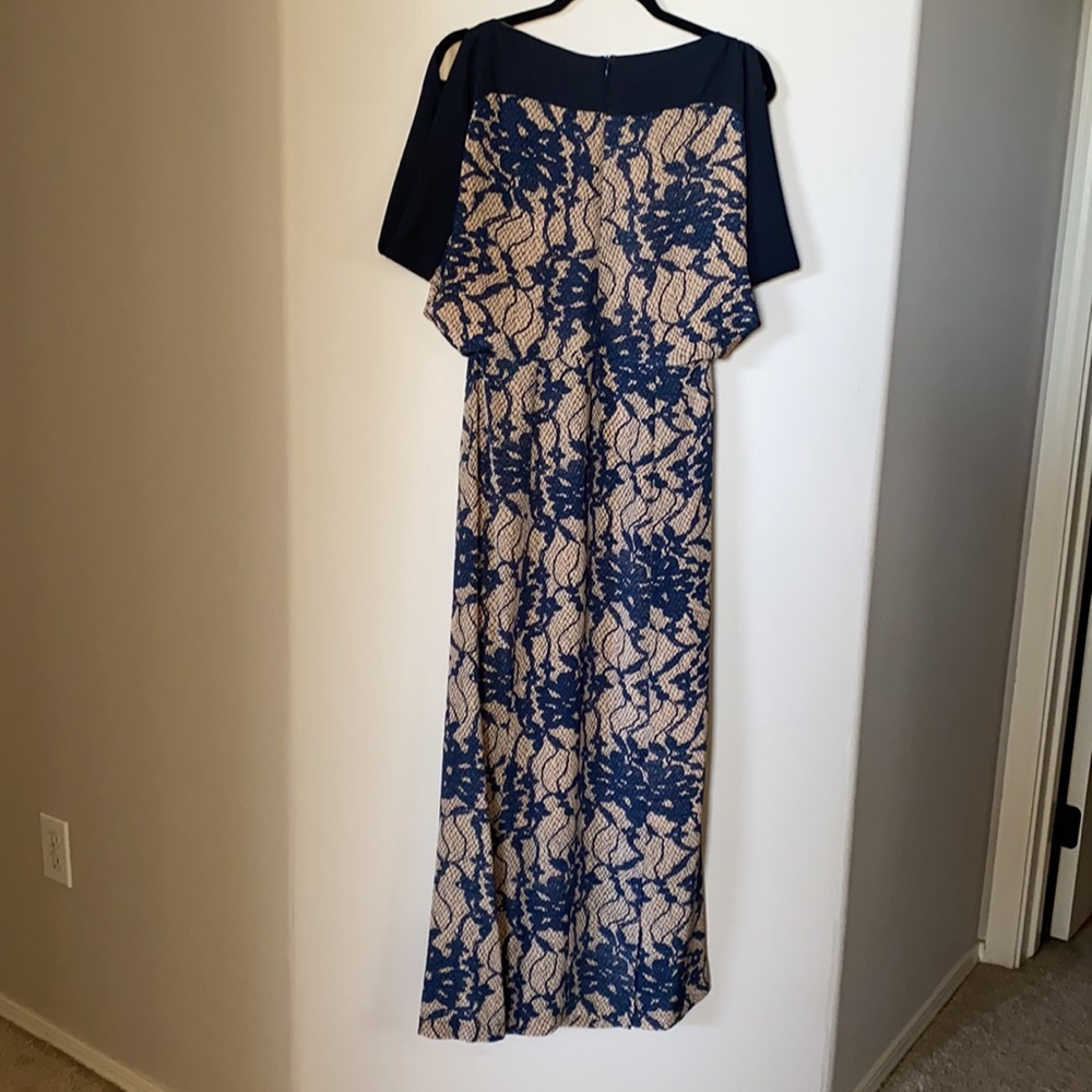 WREN Silk Dress Kimono Sleeve- like new - Picture 3 of 9